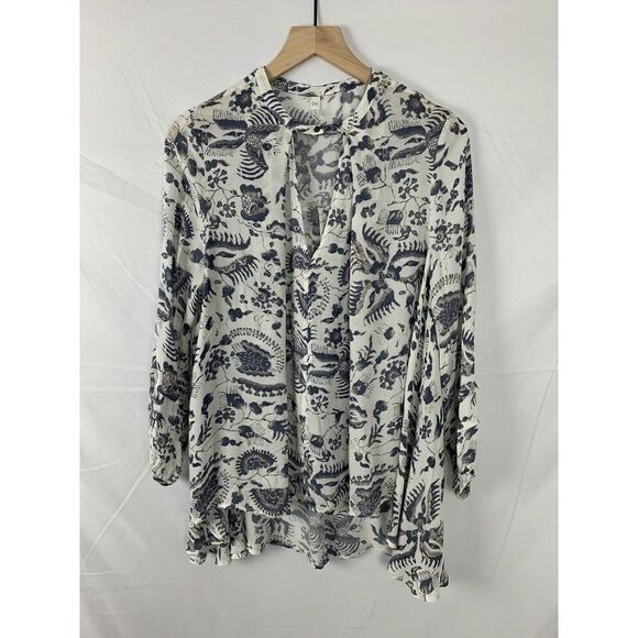 Women’s Gentle Fawn Patterned Blouse XS NWOT - Picture 1 of 5